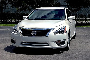 Toyota, Honda i Nissan vyhlíží lepší zítřky. Trump sníží cla na japonské automobily