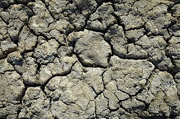 Zásobárna vody pro Athény vysychá. Nad hladinou je i dávno zatopená vesnice